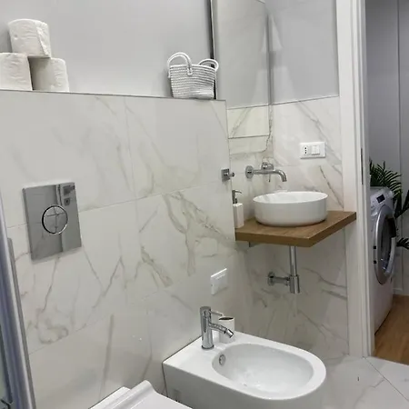 Gramsci 2 - Cozy Near Sempione Park! Milan